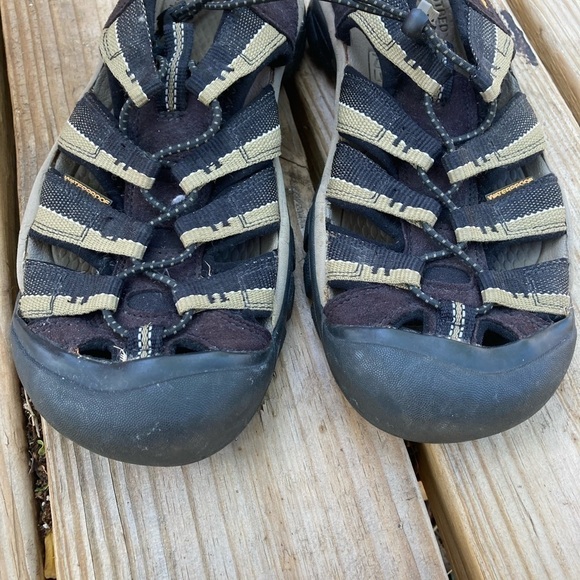 ?KEEN Newport H2 Men’s Hiking Water sandals size 8 main image 4